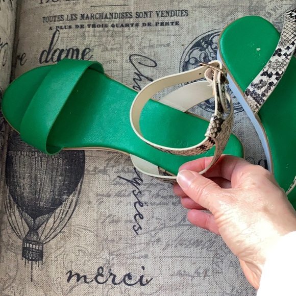 New Bamboo sandals - Picture 3 of 6